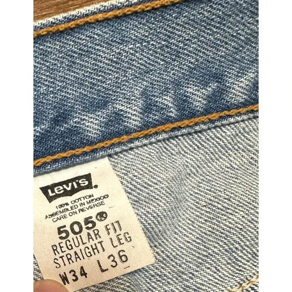 Vintage 98' Levi's 505 Regular Fit Straight Leg Light Wash Mens Jeans Sz 34x36 - Picture 3 of 9